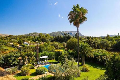 Two-bedroom house with country views by Renthousing