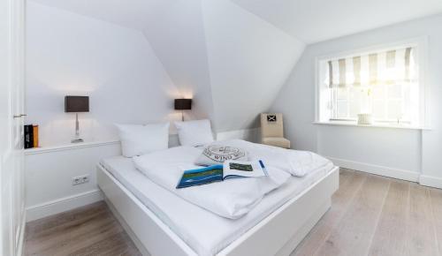 Postel nebo postele na pokoji v ubytování LITZKOW 11302