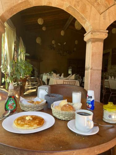 Mad på kroen eller i nærheden