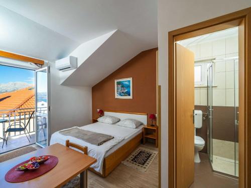 Apartments Senjo - Studio Apartment with Balcony and Sea View Apartman 2