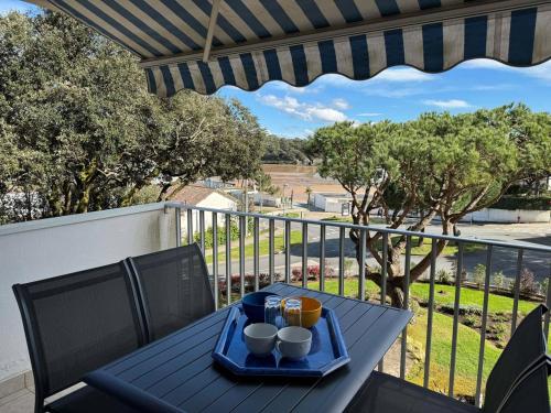 Studio moderne 2* avec balcon, centre St Palais, parking sécurisé - FR-1-738-38