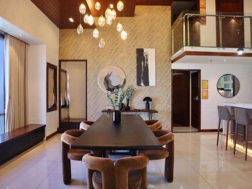 Φωτογραφία από το άλμπουμ του Stylish Luxury Penthouse with 3BR, Wifi, Gym, across Malls σε Mandaue City