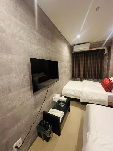 e-hostel 心斎橋