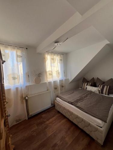 Llit o llits en una habitació de Zur Blume