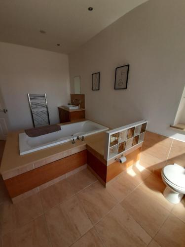 Φωτογραφία από το άλμπουμ του Comfortable family home with amazing Seaviews σε Fleetwood