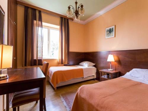 Apartments Sipa - Superior Two Bedroom Apartment with Balcony and Sea View Apartman F