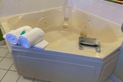 Fotografie z fotogalerie ubytování Quality Inn Bolingbrook I-55 v destinaci Bolingbrook