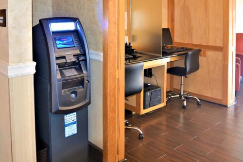 Foto dalla galleria di Comfort Inn & Suites Vancouver Downtown City Center a Vancouver