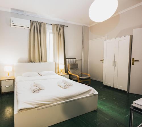 Athenian Suite Stadiou