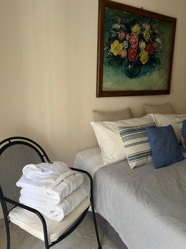 Vacanze Napoli Centrale Spacious 130 sqm 2 Bedrooms 1 Full Bathroom 1 Small Service Bathroom Huge Living Room
