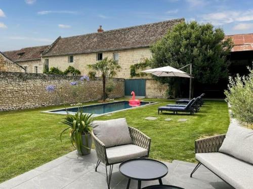 Maison de village sud Touraine avec piscine proche Chinon Azay