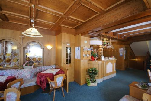 Postel nebo postele na pokoji v ubytování Hotel Villa Cima Undici