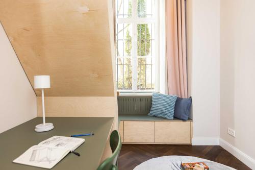 3 BDR apt in Prenzlauer Berg with cinema photo 10
