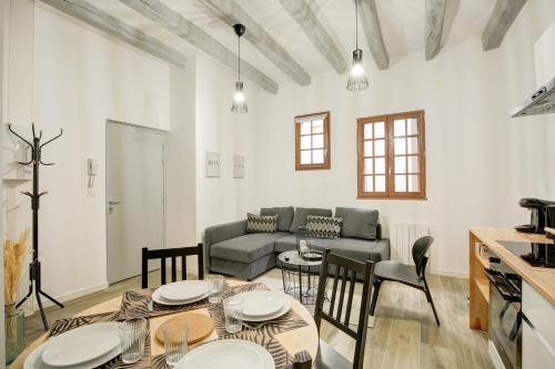 La cabane - A l Ombre des vieilles poutres