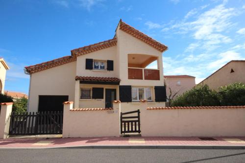 Belle maison de vacances proche du centre et des plages, 8 couchages, vue mer, 80m de la mer de PORTIRAGNES PLAGE LXRM21