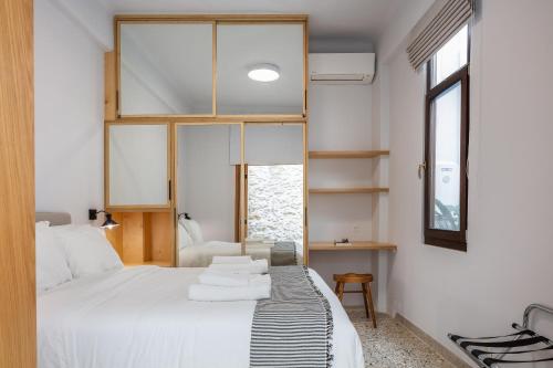 Chryssi 02, Comfort & Style, Centrally in Rethymno, close to the beach