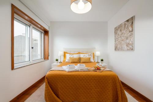 Spacious Escape Near the Beach by Host Wise