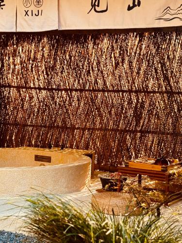 Φωτογραφία από το άλμπουμ του Hegu Countryside Resort Hotel σε Liyang