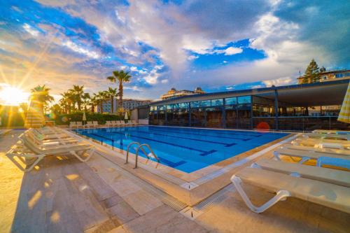 Galería fotográfica de Club Wasa Holiday Village All Inclusive en Toslak