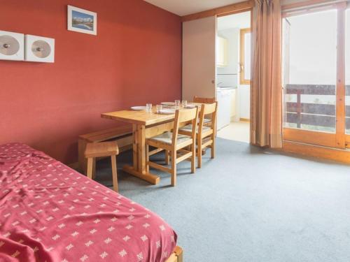 Appartement fonctionnel proche pistes, balcon vue vallée, 6/7 personnes