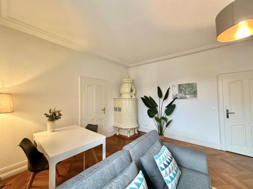 Posezení v ubytování Business Apartment ZIMMERzuVERMIETEN in Solothurn