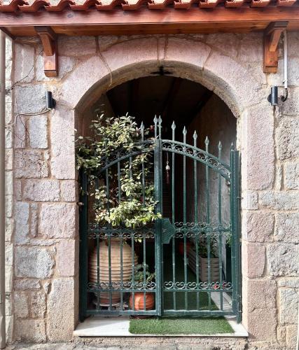 Pandoras House Arachova