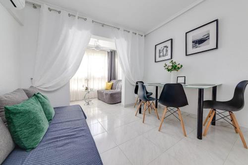 Holiday Penthouse Duplex-Torrevieja, close to the beach