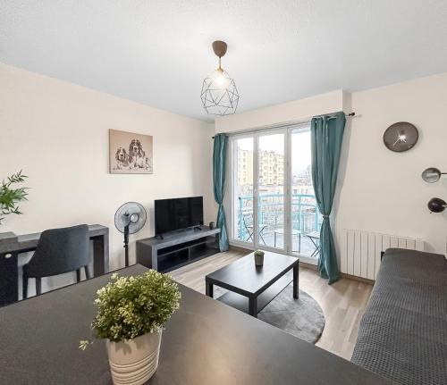 Studio Lumineux Vue Montagne