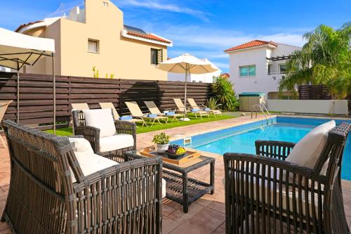 Piscina a Villa Summer o a prop