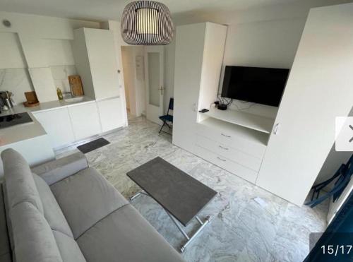 Mistral Seaside Studio - 200m de la Plage