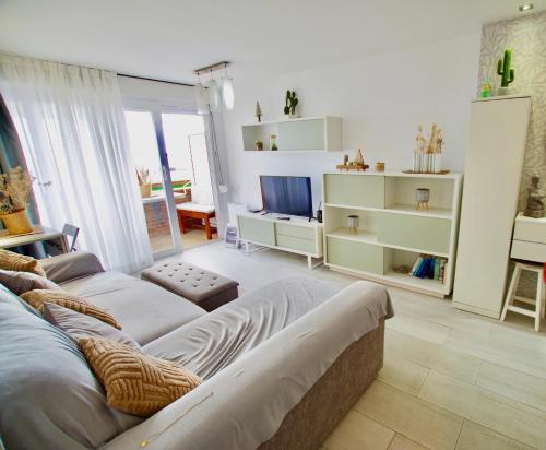 V&V LLORET- Apartment Carabella centro Lloret con vistas mar