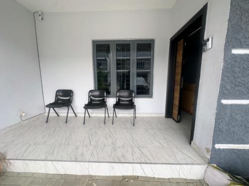 Imagen de la galería de Modern comfort spot, en Lekki