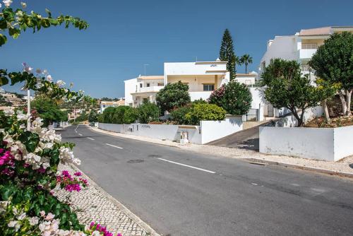 Villa Almanda - Spacious villa perfectly located between Albufeira Marina and the Old Town