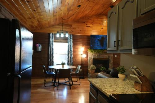 Love Shack photo 10