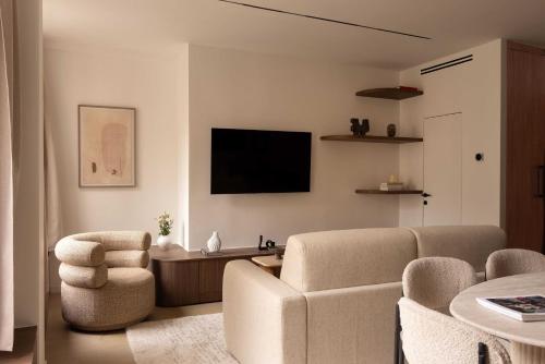 Elegant apartment - AC- 2BR-6P- Madeleine