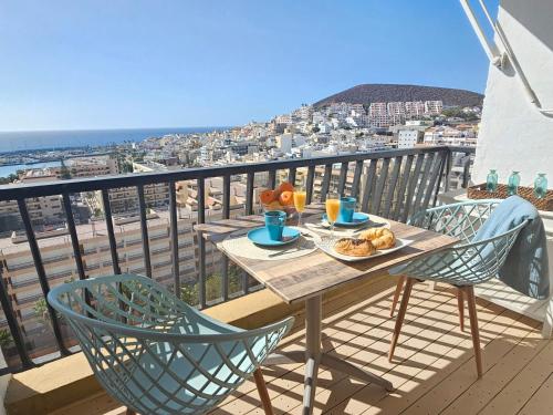NEVERENDING SEAVIEW APARTMENTS, Achacay, Los Cristianos, Tenerife