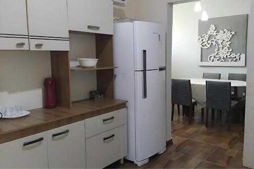 Kuchyň nebo kuchyňský kout v ubytování Flat Central