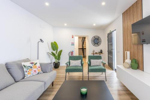 Vila Sun House B - Private Pool - Calheta