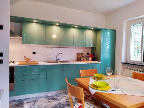 Cuisine ou kitchenette dans l'établissement Casa Margherita parking