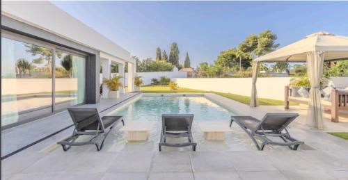 Brand New Modern Villa