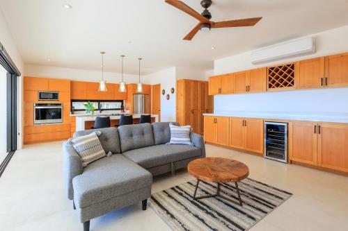 Η κουζίνα ή μικρή κουζίνα στο Cerritos Surf Residences