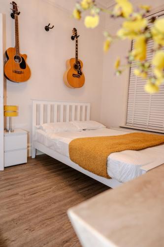 Tomelle Manchester photo 27