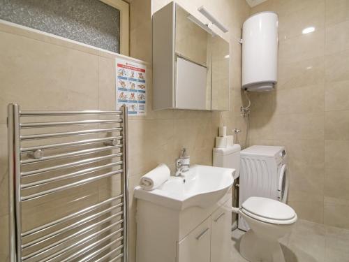 Apartments Isabora - Two-Bedroom Apartment with Terrace and Partial Sea View Nea