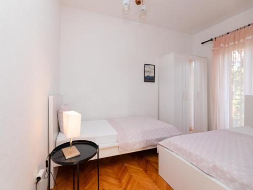 Apartments Marti - Four Bedroom Apartment with Terrace and Sea View - ST