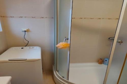 Apartment Luka - One Bedroom Apartment with Balcony and Sea View
