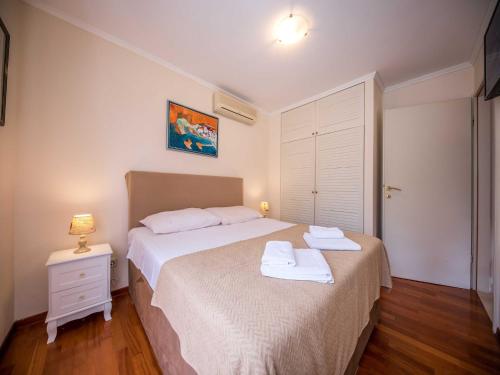 5 bedroom holiday home with balcony