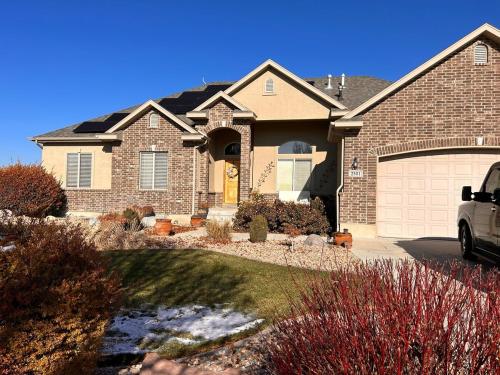 Το κτήριο όπου στεγάζεται  το διαμέρισμα