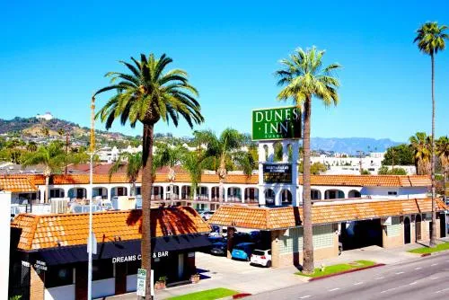 Dunes Inn - Sunset in Burbank