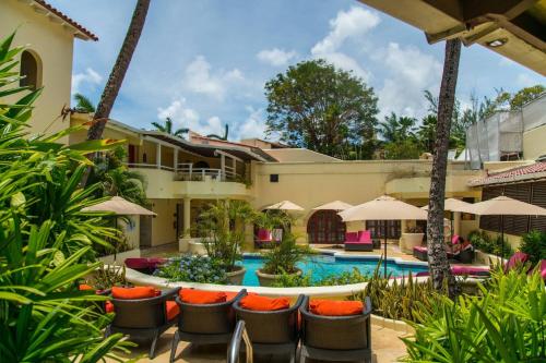 Bazén v ubytování Tamarind, Barbados, An Autograph Collection All-Inclusive Resort nebo v jeho okolí