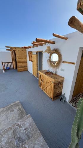 Un balcón o terraza de Quadruple room in fisherman house